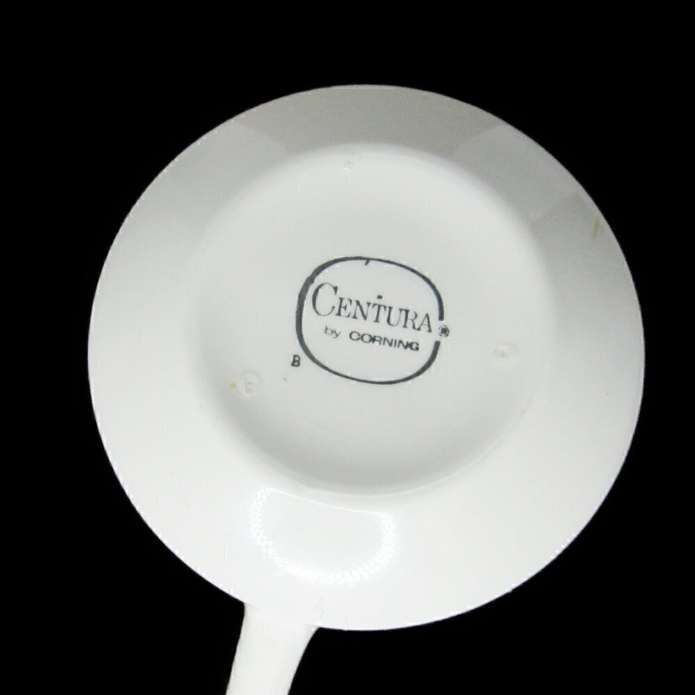 Corning - Centura - White Coupe Creamer - Picture 5 of 6